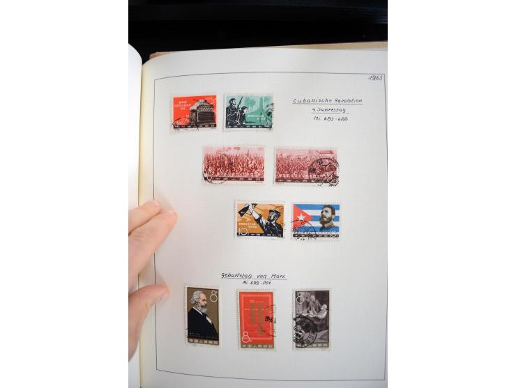 1949/82, postfrische und gestempelte Sammlung mit vielen besseren und kpl. Ausgaben, Blocks und Besonderheiten, dabei u.a. po