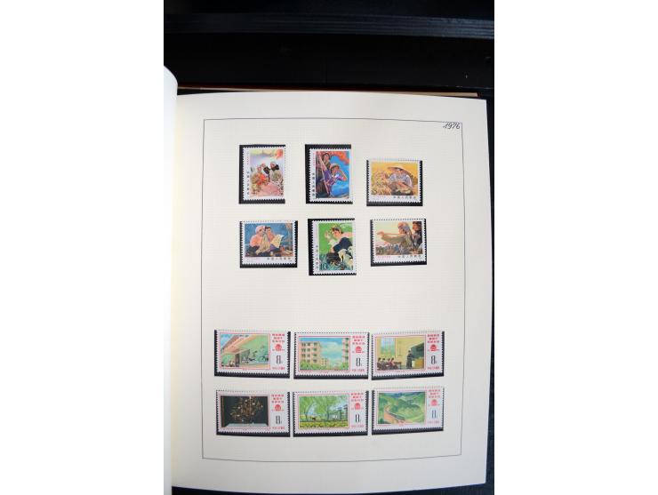1949/82, postfrische und gestempelte Sammlung mit vielen besseren und kpl. Ausgaben, Blocks und Besonderheiten, dabei u.a. po