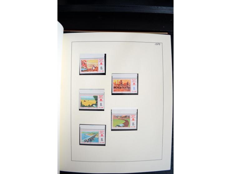 1949/82, postfrische und gestempelte Sammlung mit vielen besseren und kpl. Ausgaben, Blocks und Besonderheiten, dabei u.a. po