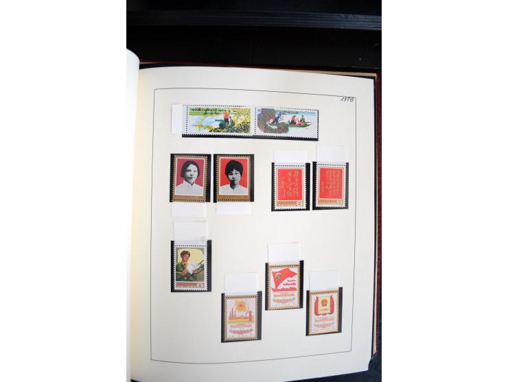 1949/82, postfrische und gestempelte Sammlung mit vielen besseren und kpl. Ausgaben, Blocks und Besonderheiten, dabei u.a. po