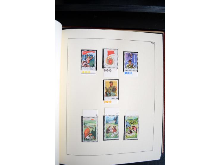 1949/82, postfrische und gestempelte Sammlung mit vielen besseren und kpl. Ausgaben, Blocks und Besonderheiten, dabei u.a. po