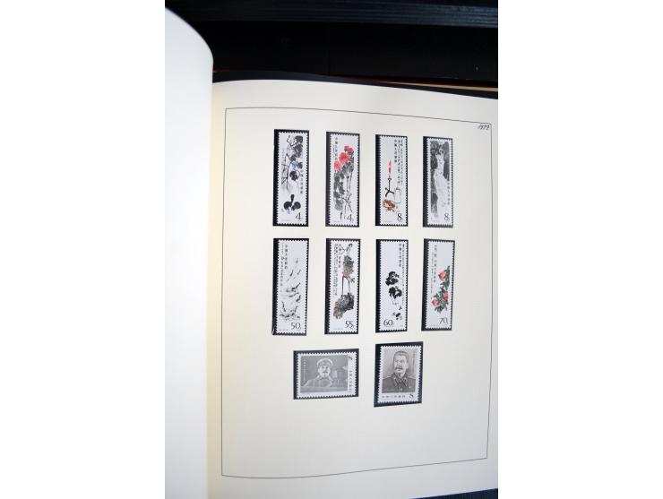 1949/82, postfrische und gestempelte Sammlung mit vielen besseren und kpl. Ausgaben, Blocks und Besonderheiten, dabei u.a. po