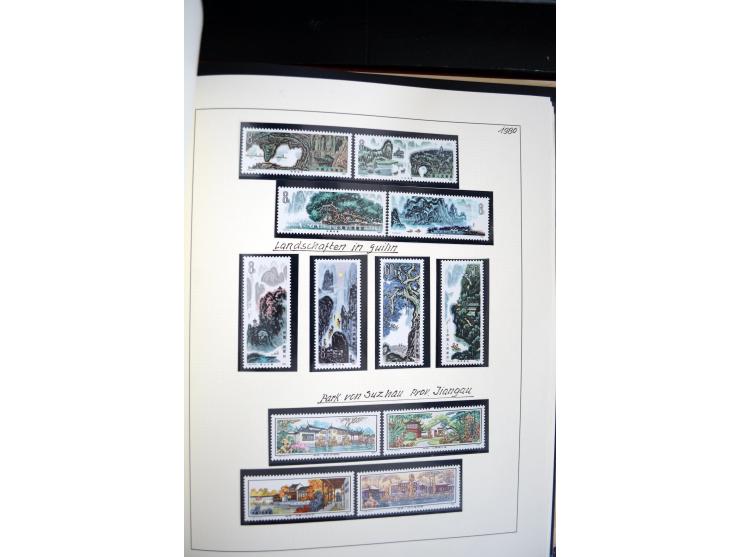 1949/82, postfrische und gestempelte Sammlung mit vielen besseren und kpl. Ausgaben, Blocks und Besonderheiten, dabei u.a. po