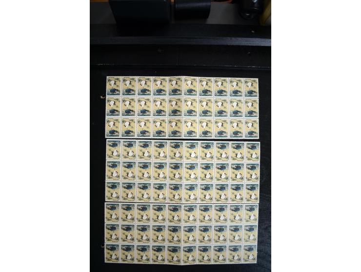 1962, Kraniche 8-20 F., 114 Sätze in Einheiten, ungebraucht ohne Gummi (Mi.-Nr. 640-42)