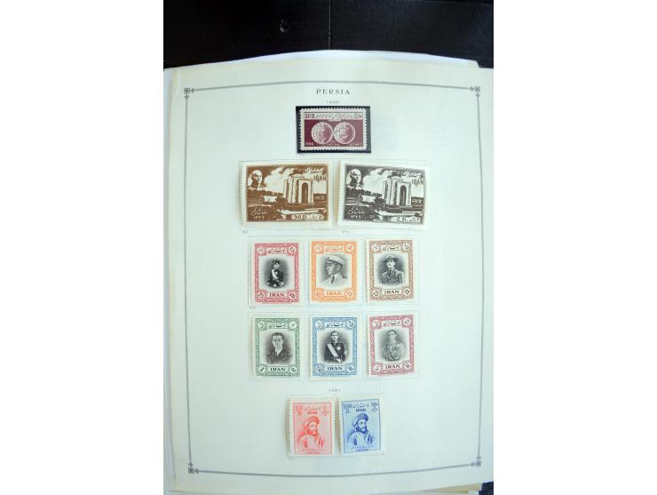 1870/1999, umfangreicher Sammlungsbestand auf Alben-und Steckblättern, dabei 1942-60 weitgehend kpl. ungebraucht mit 760-79, 