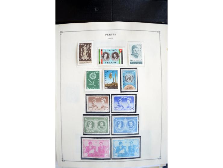 1870/1999, umfangreicher Sammlungsbestand auf Alben-und Steckblättern, dabei 1942-60 weitgehend kpl. ungebraucht mit 760-79, 