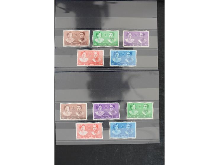 1900/60 (ca.), Partie auf Steckkarten, dabei 795-810, 917-32, 1013-15, etc.