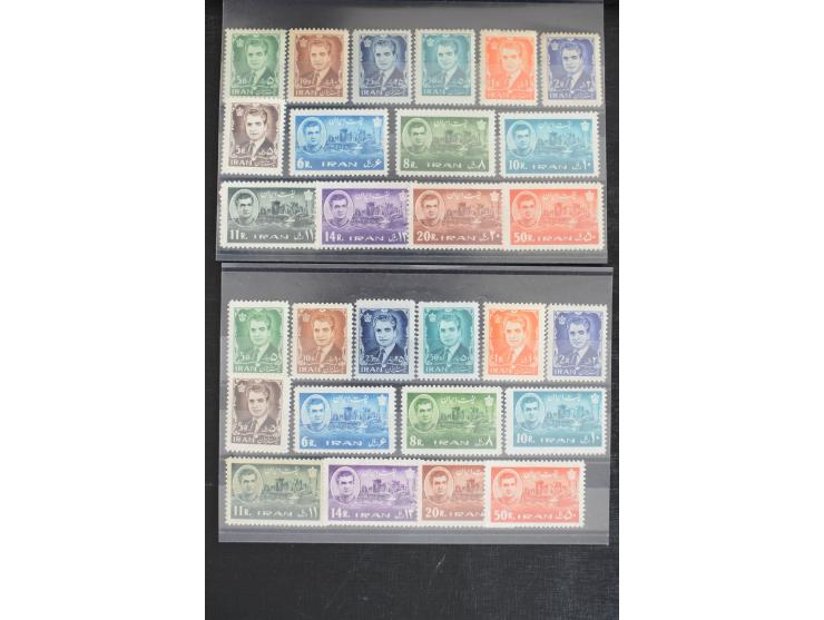 1900/60 (ca.), Partie auf Steckkarten, dabei 795-810, 917-32, 1013-15, etc.
