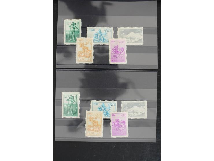 1900/60 (ca.), Partie auf Steckkarten, dabei 795-810, 917-32, 1013-15, etc.