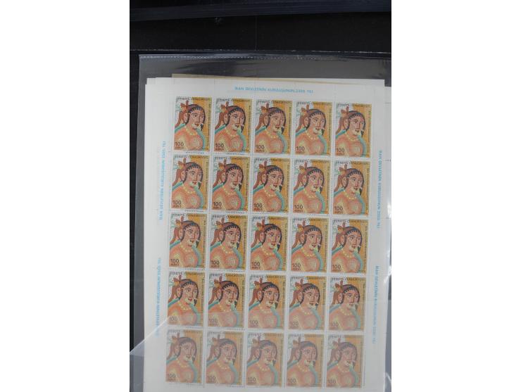 1903/35, ungebrauchte und postfrische Partie, dabei Mi.-Nr. 564-68 mit SPECIMEN Aufdruck, 655-69 ungebraucht sowie Dienst Mi.