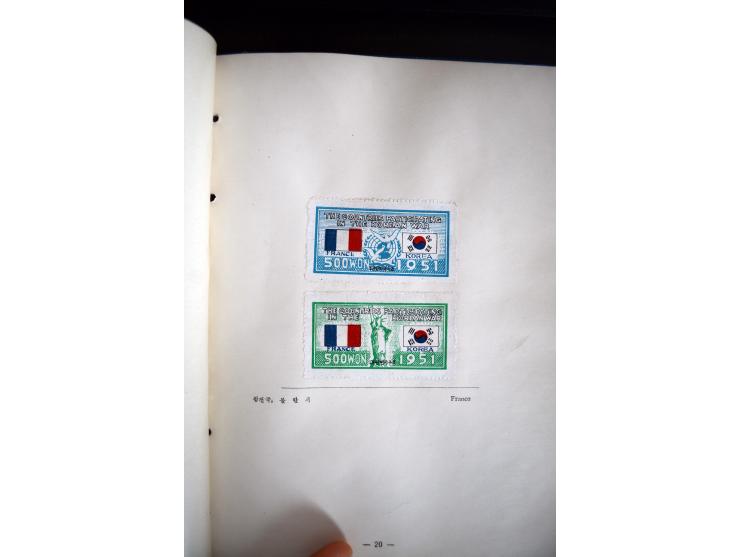 1946/51, Postgeschenkbuch mit eingeklebten Marken, dabei Mi.-Nr. 95-138 (ohne 111-12)
