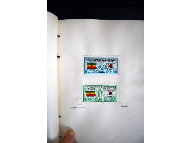1946/51, Postgeschenkbuch mit eingeklebten Marken, dabei Mi.-Nr. 95-138 (ohne 111-12)