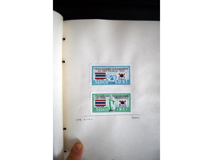 1946/51, Postgeschenkbuch mit eingeklebten Marken, dabei Mi.-Nr. 95-138 (ohne 111-12)