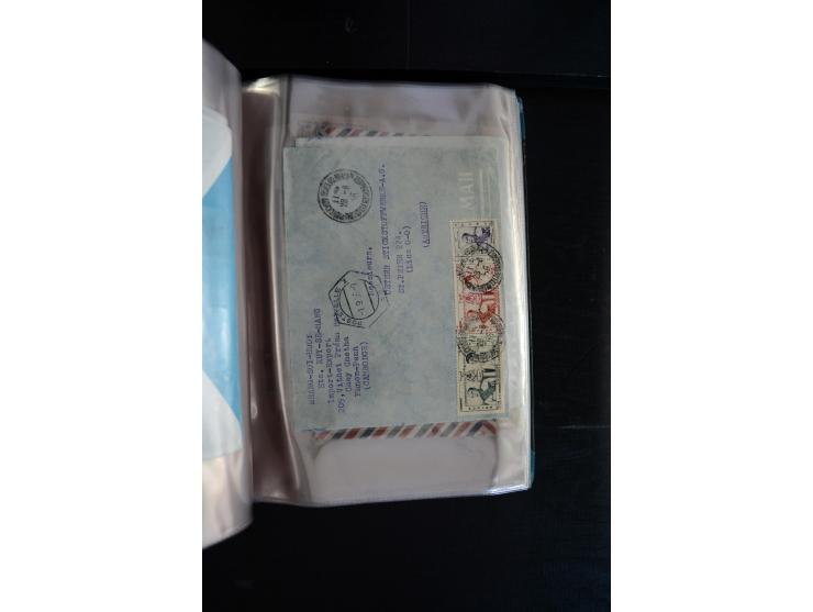 LAOS UND KAMBODSCHA: 1950/80 (ca.), umfangreicher Sammlungsbestand in 4 Schubern und Kiste mit vielen ungezähnten Ausgaben un
