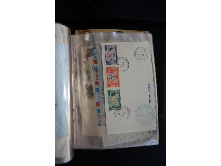 LAOS UND KAMBODSCHA: 1950/80 (ca.), umfangreicher Sammlungsbestand in 4 Schubern und Kiste mit vielen ungezähnten Ausgaben un