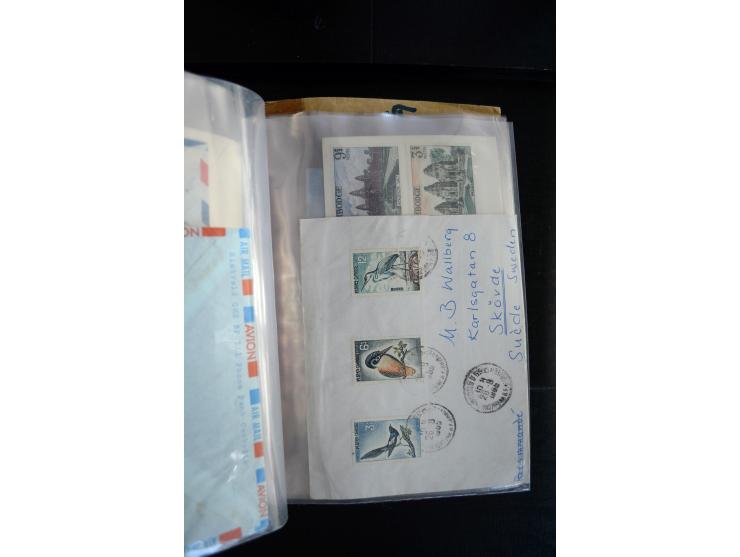 LAOS UND KAMBODSCHA: 1950/80 (ca.), umfangreicher Sammlungsbestand in 4 Schubern und Kiste mit vielen ungezähnten Ausgaben un