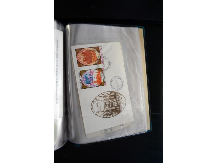 LAOS UND KAMBODSCHA: 1950/80 (ca.), umfangreicher Sammlungsbestand in 4 Schubern und Kiste mit vielen ungezähnten Ausgaben un