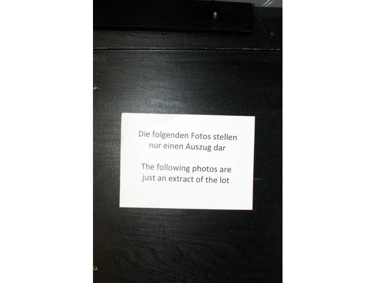 1883/1940 (ca.), ungebrauchter und gestempelter Bestand aus uraltem Tütenlager unkonventionell auf Steckkarten aufgesteckt