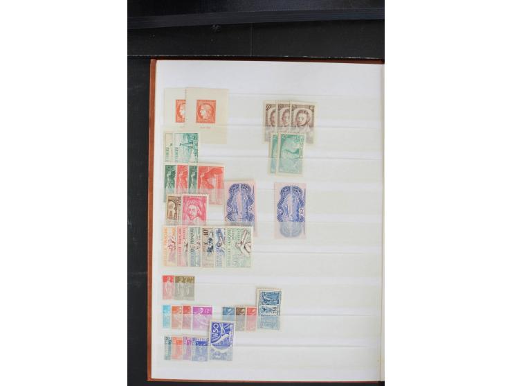 1919/50, vorwiegend ungebrauchte und postfrische Partie besserer Werte, dabei Italien Mi.-Nr. 97-98 postfrisch, 188-193 ungeb