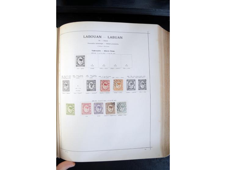 1840/1900, sehr schöne ungebrauchte und gestempelte Sammlung in zwei alten "Senf-Alben", dabei viele bessere Werte, u.a. Groß