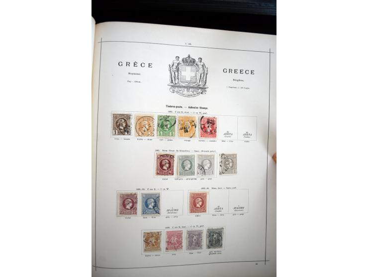 1840/1900, sehr schöne ungebrauchte und gestempelte Sammlung in zwei alten "Senf-Alben", dabei viele bessere Werte, u.a. Groß