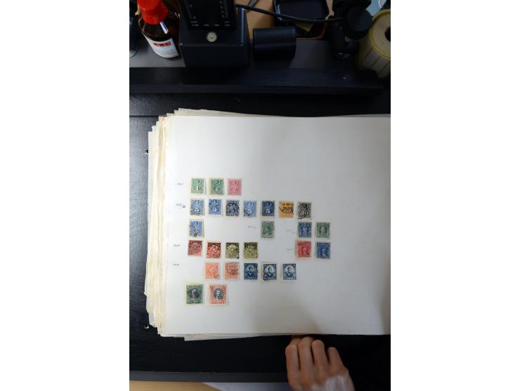1840/1945, ungebrauchte und gestempelte Sammlung in sechs Alben, dabei Altdeutsche Staaten mit größerem Teil Bayern beginnend