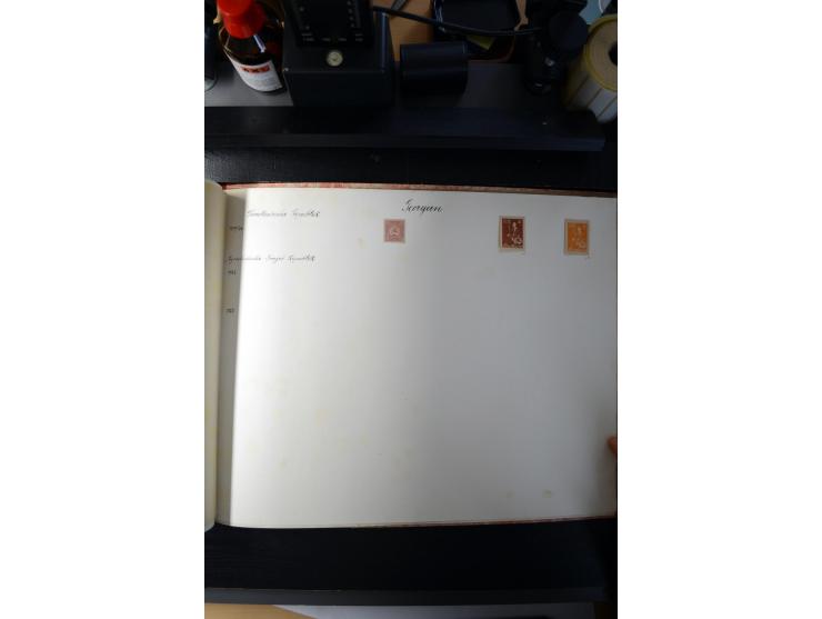 1840/1945, ungebrauchte und gestempelte Sammlung in sechs Alben, dabei Altdeutsche Staaten mit größerem Teil Bayern beginnend