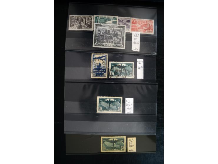 1860/1960 (ca.), interessante Partie auf Steckkarten, dabei u.a. Frankreich 311 und 321 (je2 ungebr.) sowie bessere Klassik s