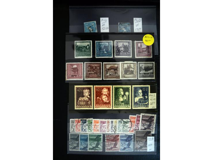 1860/1960 (ca.), interessante Partie auf Steckkarten, dabei u.a. Frankreich 311 und 321 (je2 ungebr.) sowie bessere Klassik s