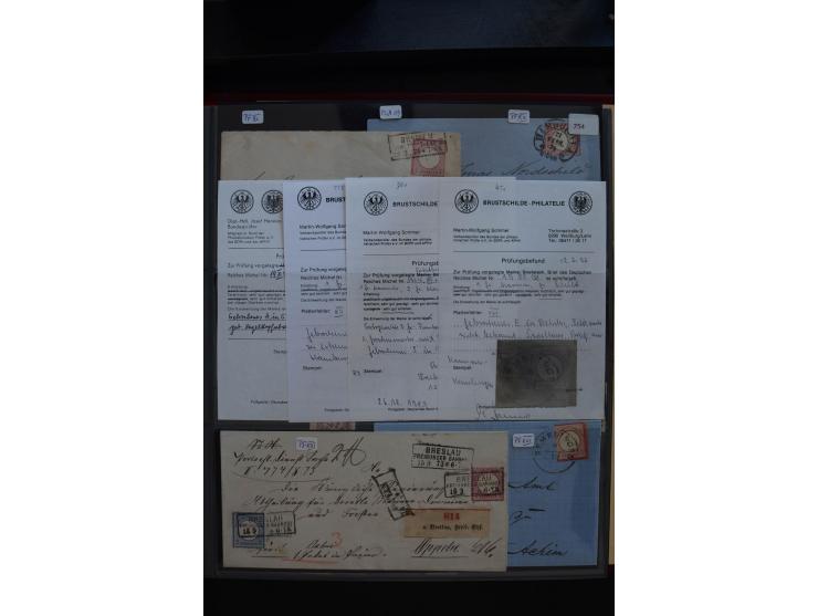 1872/75, Große Brustschilde-Plattenfehlersammlung in 2 Bänden, mit ca. 300 Einzelmarken, 66 Briefstücken und 37 Briefen, alle