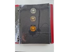 VIGNETTEN: 1896/1960 (ca.), hochinteressanter Bestand mit einigen Tausend Vignetten, Verschluss- und Siegelmarken, später Spe