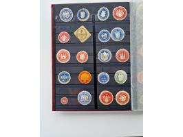 VIGNETTEN: 1896/1960 (ca.), hochinteressanter Bestand mit einigen Tausend Vignetten, Verschluss- und Siegelmarken, später Spe