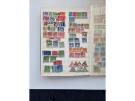 1850/2000 (ca.), umfangreicher gestempelter und postfrischer/ungebrauchter Bestand ab Klassik in elf Alben, Erhaltung von feh