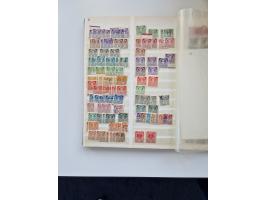 1850/2000 (ca.), umfangreicher gestempelter und postfrischer/ungebrauchter Bestand ab Klassik in elf Alben, Erhaltung von feh