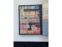 1850/2000 (ca.), umfangreicher gestempelter und postfrischer/ungebrauchter Bestand ab Klassik in elf Alben, Erhaltung von feh