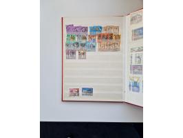 1850/2000 (ca.), umfangreicher gestempelter und postfrischer/ungebrauchter Bestand ab Klassik in elf Alben, Erhaltung von feh