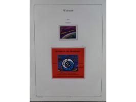 1969/2019, MNH collection of stamps and souvenir/mini/de luxe sheets in seven binders, comprising a wide range of attractive 