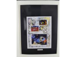 1969/2019, MNH collection of stamps and souvenir/mini/de luxe sheets in seven binders, comprising a wide range of attractive 