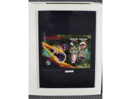 1969/2019, MNH collection of stamps and souvenir/mini/de luxe sheets in seven binders, comprising a wide range of attractive 