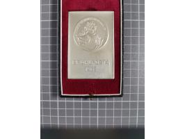 MEDALS from Harry von Hofmann of Hamburg (1931–2021).&nbsp;This is the second of three lots offering medals from his active t