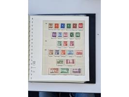 1923/61, mostly unmounted mint and unused collection incl. official stamps and duplicate, some better and complete sets, with