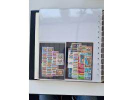 1923/61, mostly unmounted mint and unused collection incl. official stamps and duplicate, some better and complete sets, with