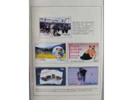 HUNDE: 1894/1992 (ca.), interessante Ausstellungssammlung “Schlittenhunde im Einsatz”, mit vielen Marken, FDCs, Schmuckbriefe