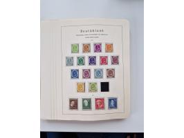 1945/87, vorwiegend postfrische bzw. gestempelte Sammlung, dabei Bund und Berlin doppelt, bis auf wenige jeweils komplett, au