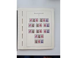 1945/87, vorwiegend postfrische bzw. gestempelte Sammlung, dabei Bund und Berlin doppelt, bis auf wenige jeweils komplett, au
