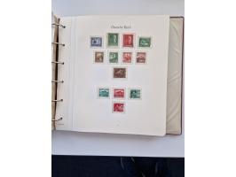 1933/2000 (ca.), Sammlungsbestand in 3 großen Kartons, dabei Deutsches Reich mit einigen besseren Ausgaben, BRD mit Jahrbuch 