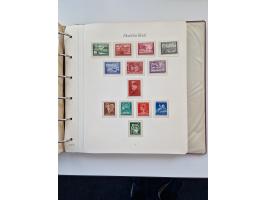 1933/2000 (ca.), Sammlungsbestand in 3 großen Kartons, dabei Deutsches Reich mit einigen besseren Ausgaben, BRD mit Jahrbuch 