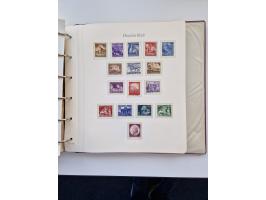 1933/2000 (ca.), Sammlungsbestand in 3 großen Kartons, dabei Deutsches Reich mit einigen besseren Ausgaben, BRD mit Jahrbuch 