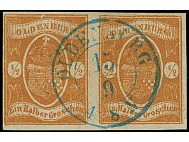 ½ Gr. braunorange im waagerechten Paar, linke Marke mit kleiner Druck-Besonderheit “ausgebliebener Druck oberhalb des E von O