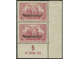 2,50 Mark rotlila im senkrechten Paar aus der rechten unteren Bogenecke, dabei die obere Marke mit markantem und nur auf Feld